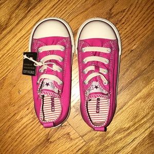 CONVERSE Chuck Taylor Sneakers- Toddler SZ 8- NEW!